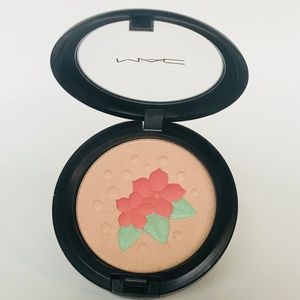 MAC Cosmetics pearlmate powder